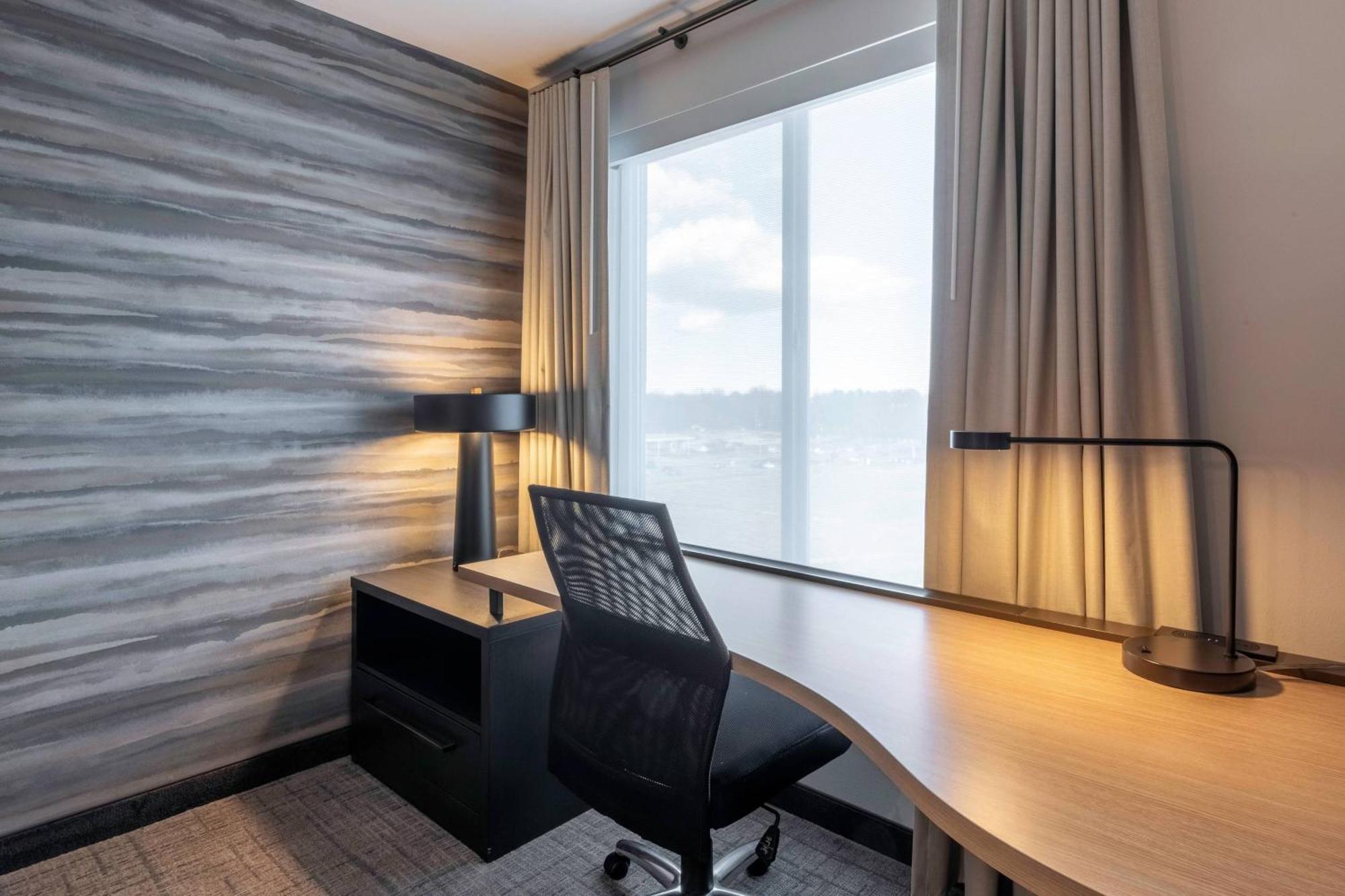Residence Inn By Marriott Richmond At The Notch Шорт-Памп Экстерьер фото